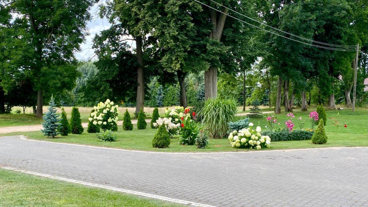 Agroturystyka Pod Jodlami Kolaki Wietrzychowo Esterno foto