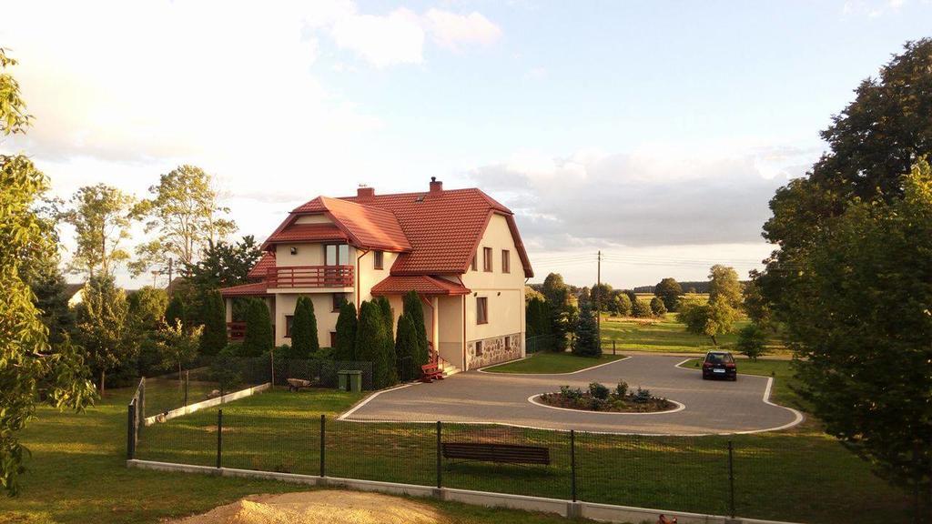 Agroturystyka Pod Jodlami Kolaki Wietrzychowo Esterno foto